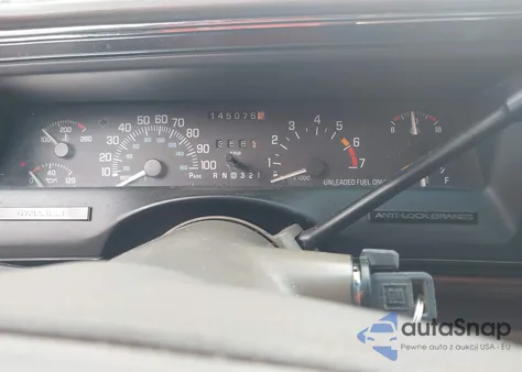 1999 Buick Lesabre Custom z USA, uszkodzony, nr VIN 1G4HP52KXXH483949